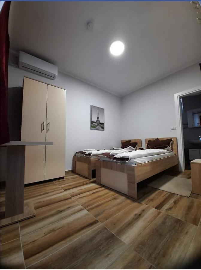 Vila Evropa Apartment Sombor Ngoại thất bức ảnh